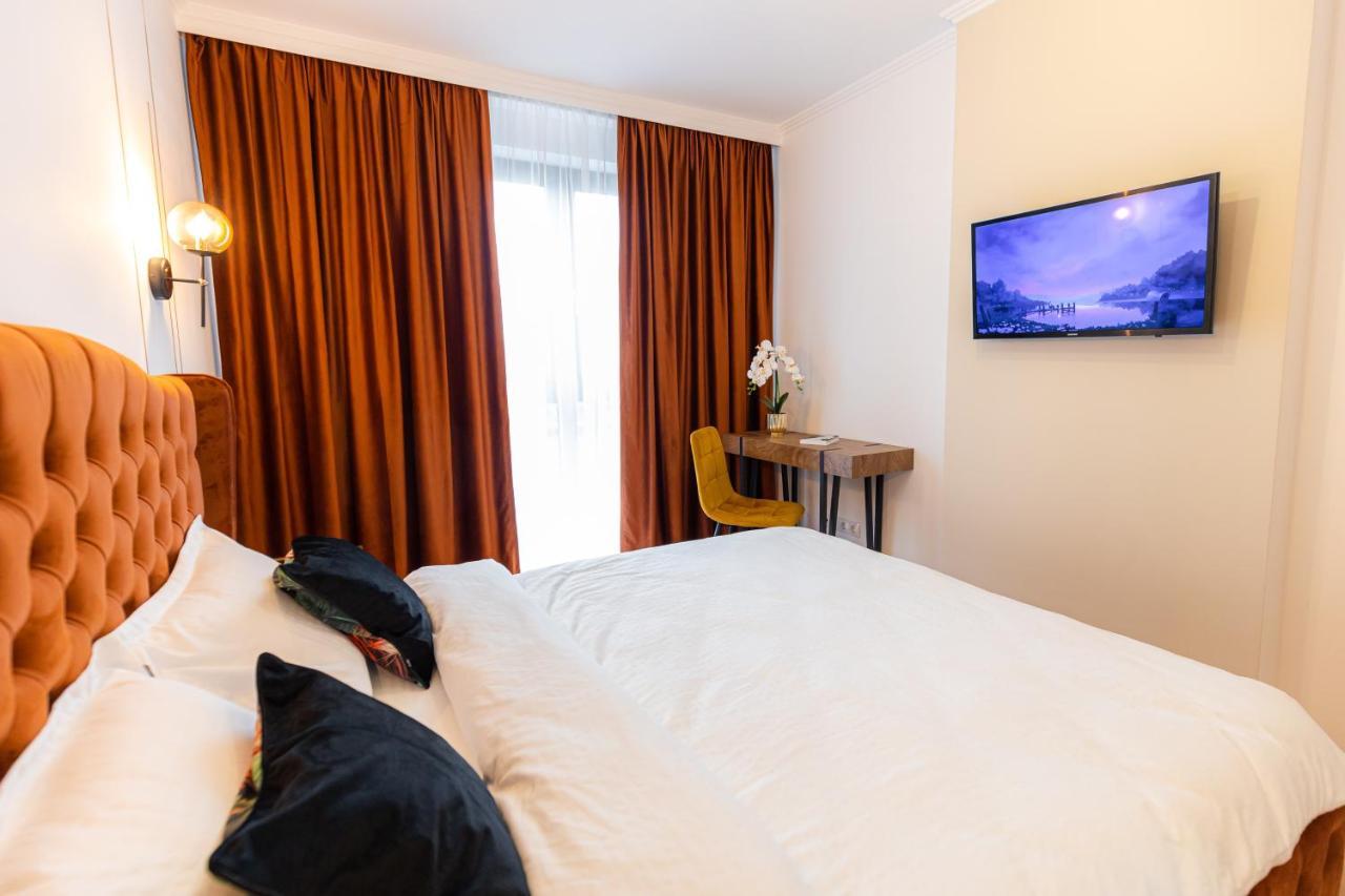 Moon Luxury Apartment - Sunset View คลูจ-นาโปกา ภายนอก รูปภาพ