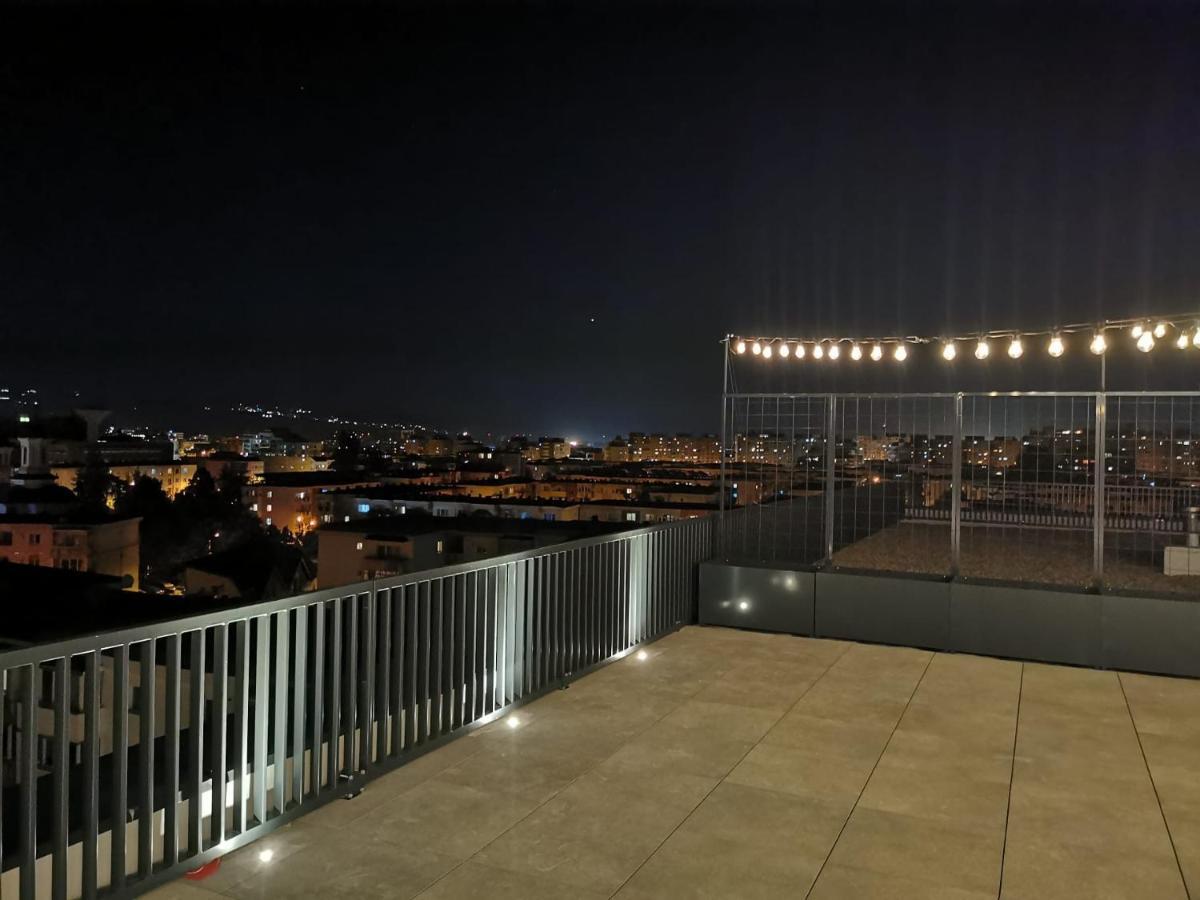 Moon Luxury Apartment - Sunset View คลูจ-นาโปกา ภายนอก รูปภาพ